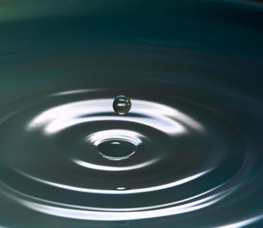 ‘마음 챙김’이 주는 건강, 일상 속 소소한 실천으로 내 삶에 활력 water ripple